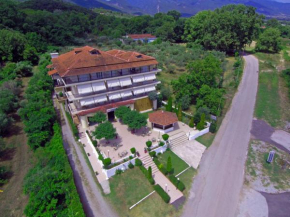  Balogiannis Hotel  Раралия Пантелеймонос